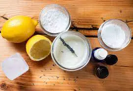 DIY Deodorizer with Baking Soda and Lemon Juice